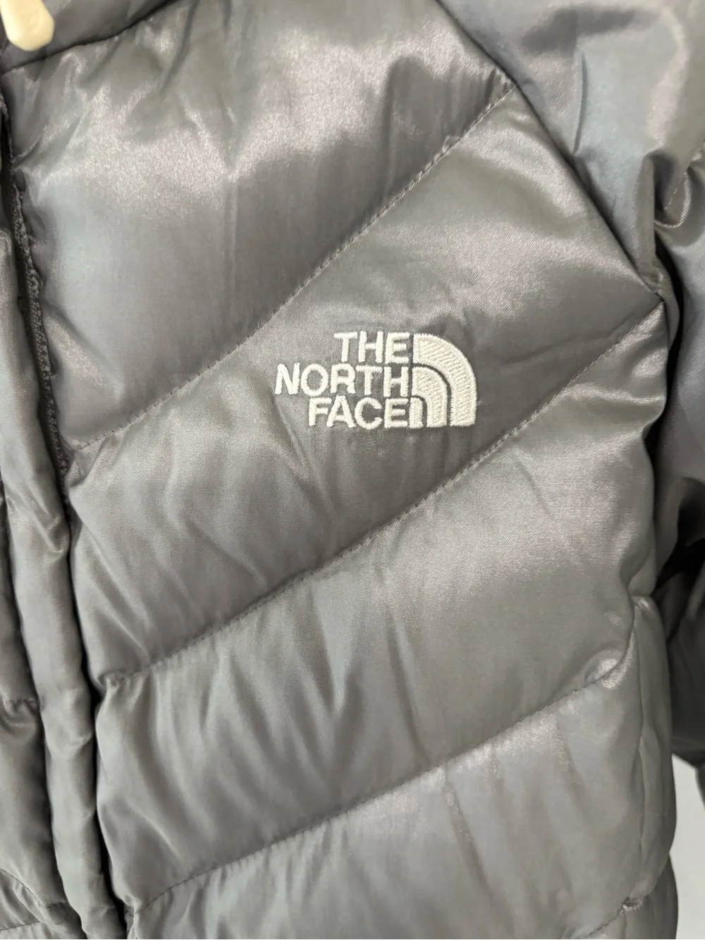 The North Face Silver Gray Aconcagua 550 Down Puffer Jacket Coat Quilted Size S